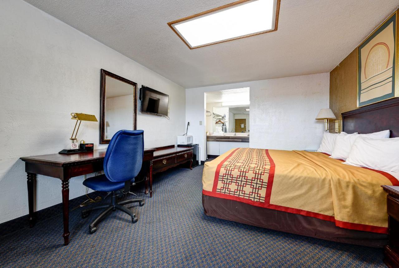 Guest Inn Rogers Exteriér fotografie