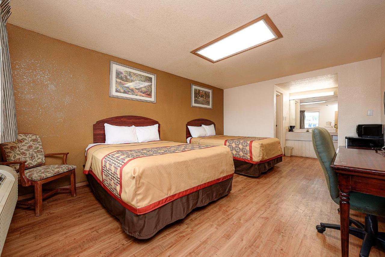 Guest Inn Rogers Exteriér fotografie