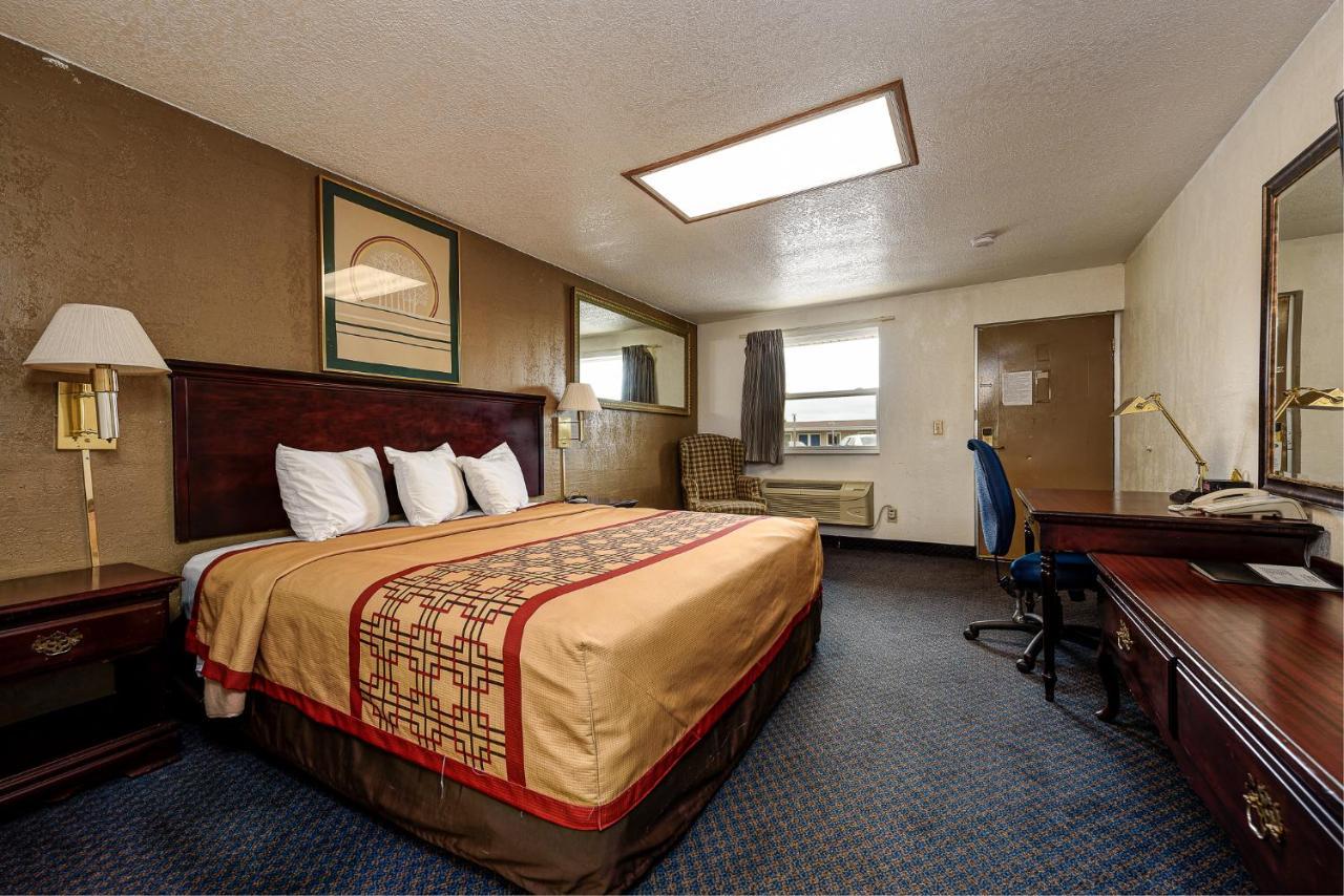 Guest Inn Rogers Exteriér fotografie
