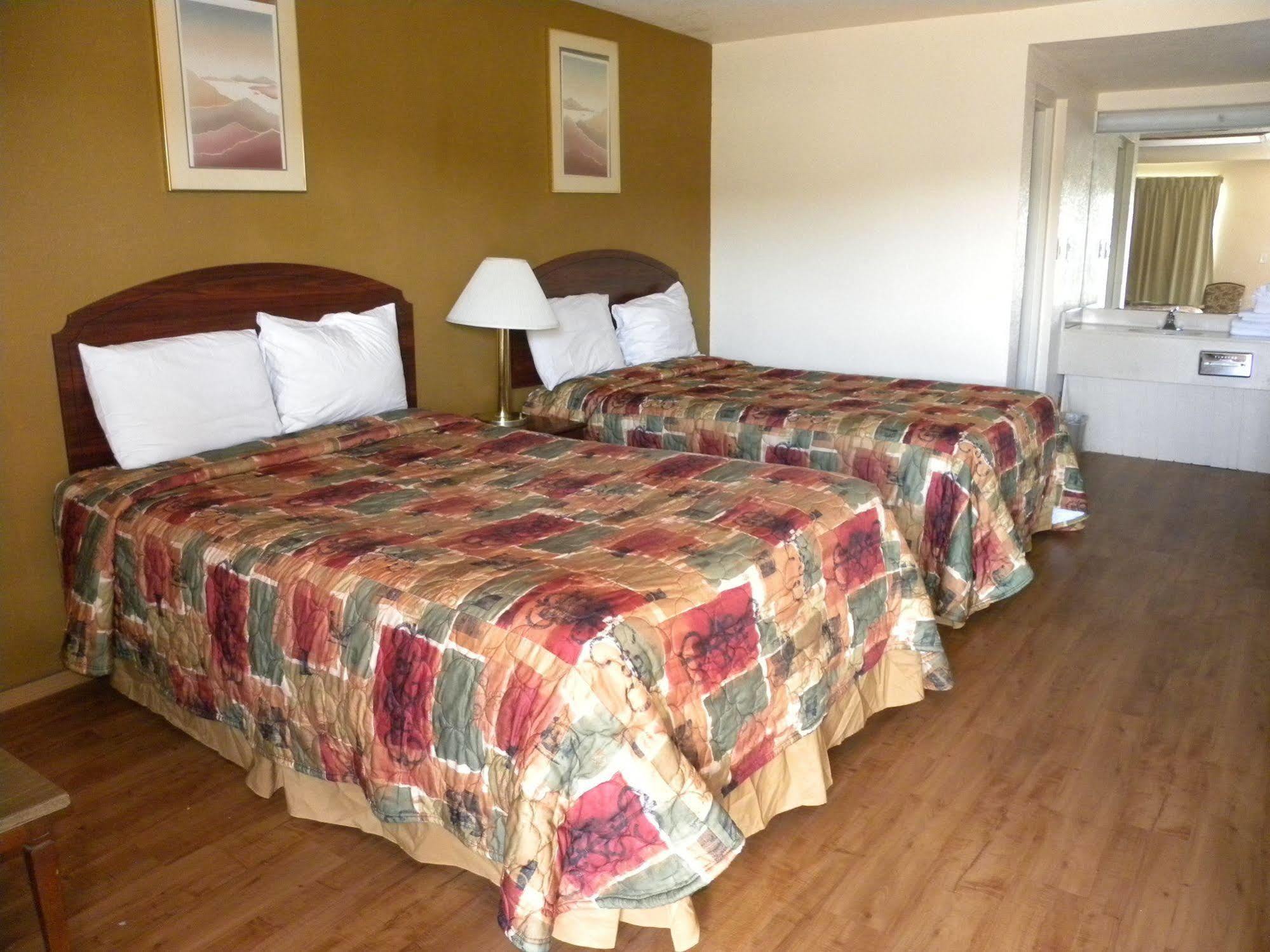 Guest Inn Rogers Exteriér fotografie